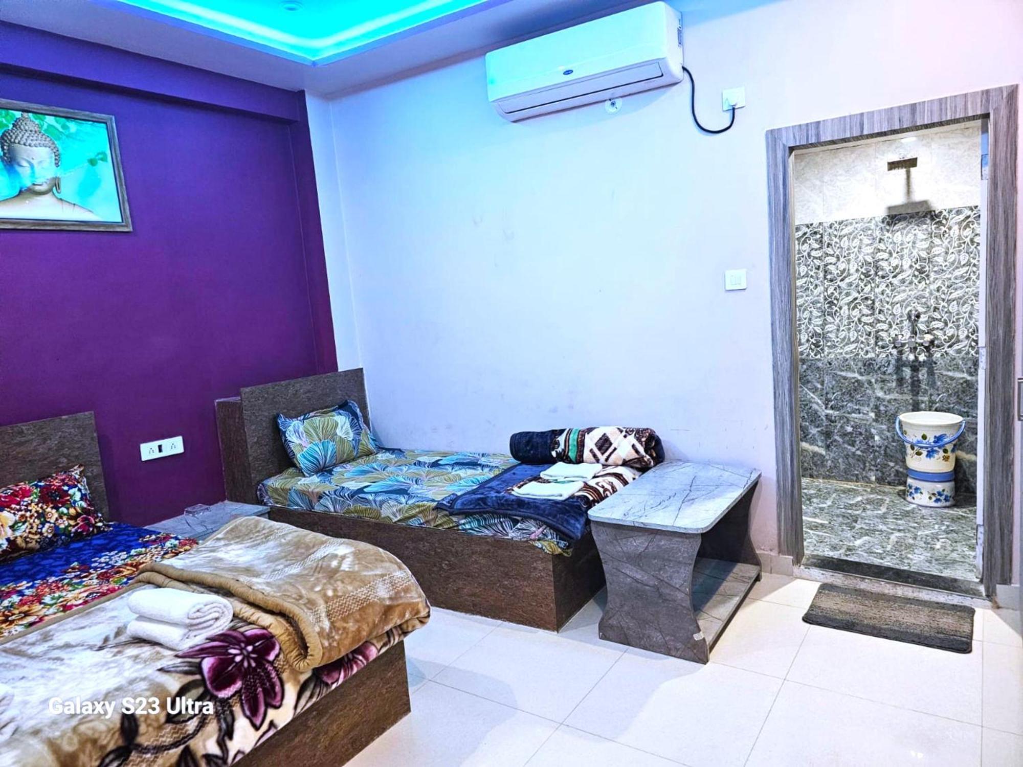 Hotel Kashi Inn Raj Ghat พาราณสี ภายนอก รูปภาพ