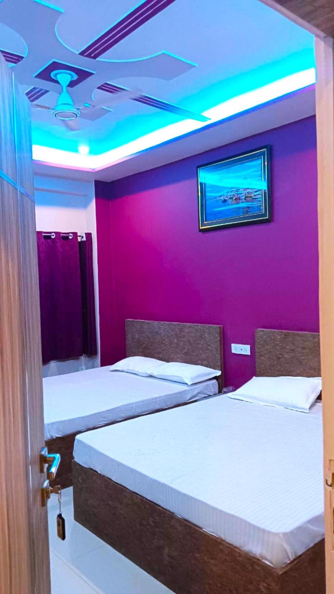Hotel Kashi Inn Raj Ghat พาราณสี ภายนอก รูปภาพ